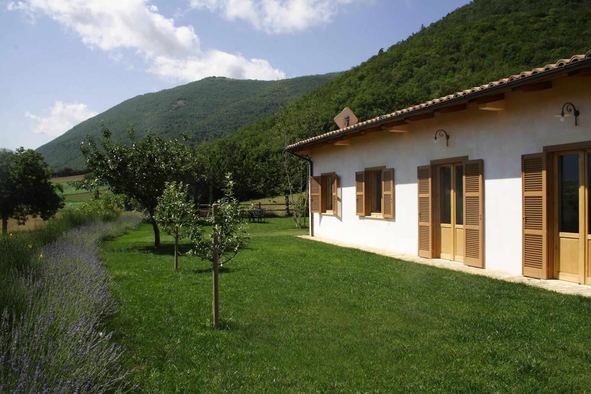 נורצ'יה Agriturismo La Cascina Di Opaco מראה חיצוני תמונה
